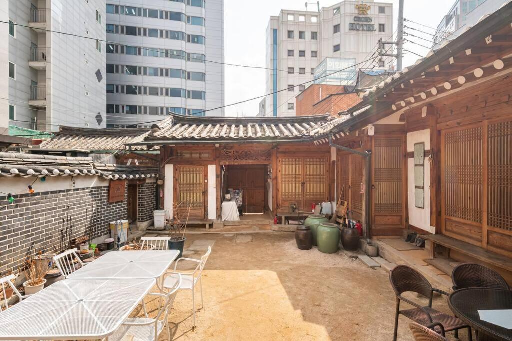 Namhyundang - Hanok Korean Traditional House Сеул Экстерьер фото
